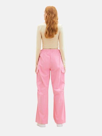 TOM TAILOR DENIM Loose fit Cargo trousers in Pink