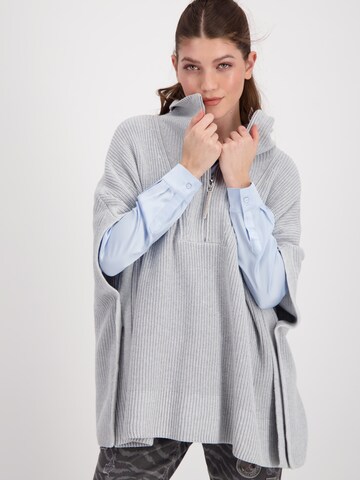 Pullover di monari in grigio: frontale