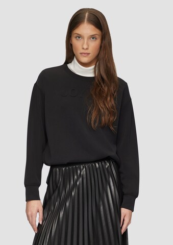 s.Oliver Sweatshirt in Zwart: voorkant