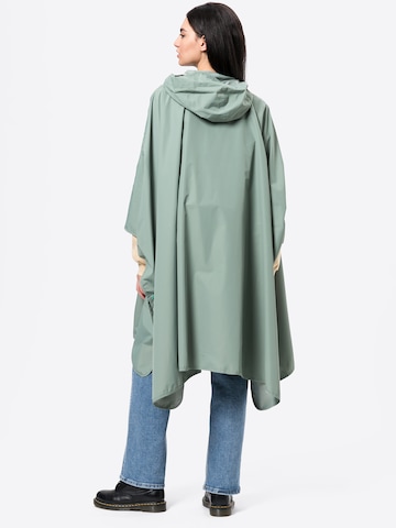 OOF WEAR Between-Seasons Coat in Green