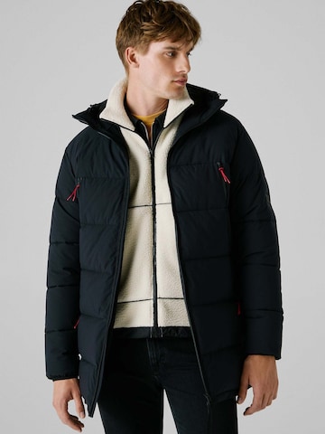 Giacca invernale di Red Bull Racing x Pepe Jeans in nero: frontale