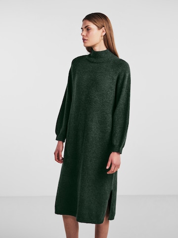 Robes en maille 'BALIS' Y.A.S en vert : devant