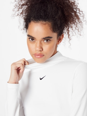 Nike Sportswear Shirts i hvid