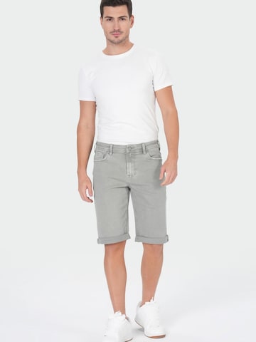 M.O.D MIRACLE OF DENIM - regular Pantalón en verde: frente