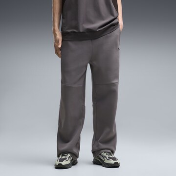 Loosefit Pantalon de sport PUMA en gris : devant