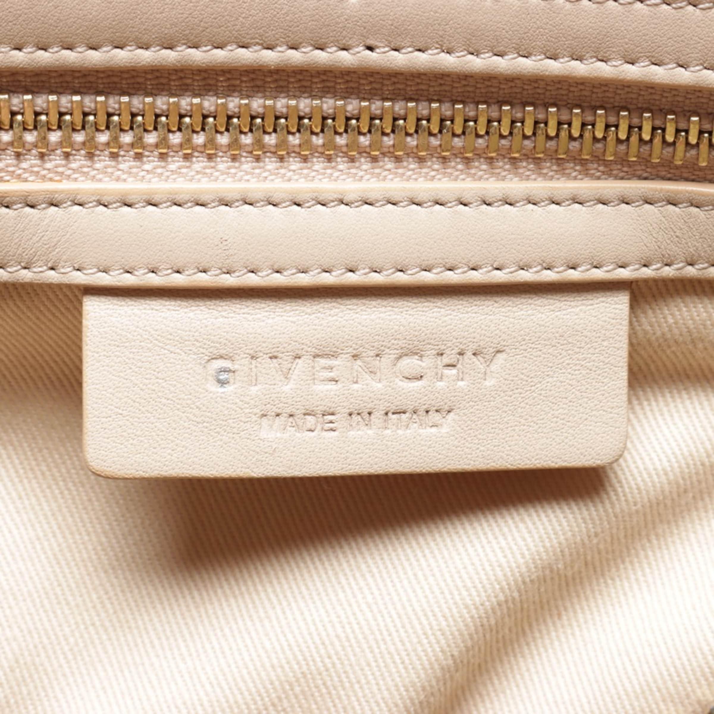 Givenchy Handtasche One Size in Grün