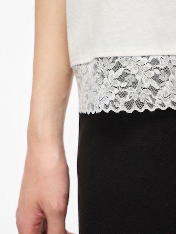 T-shirt VILA en blanc