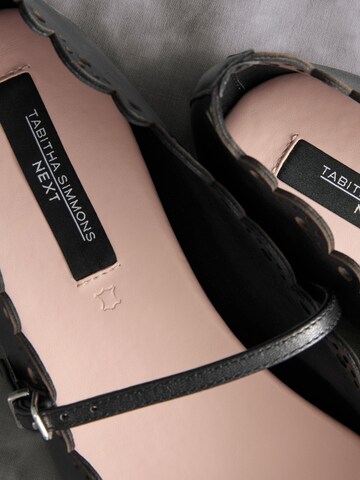 Next Ballerina 'Elfie' in Schwarz