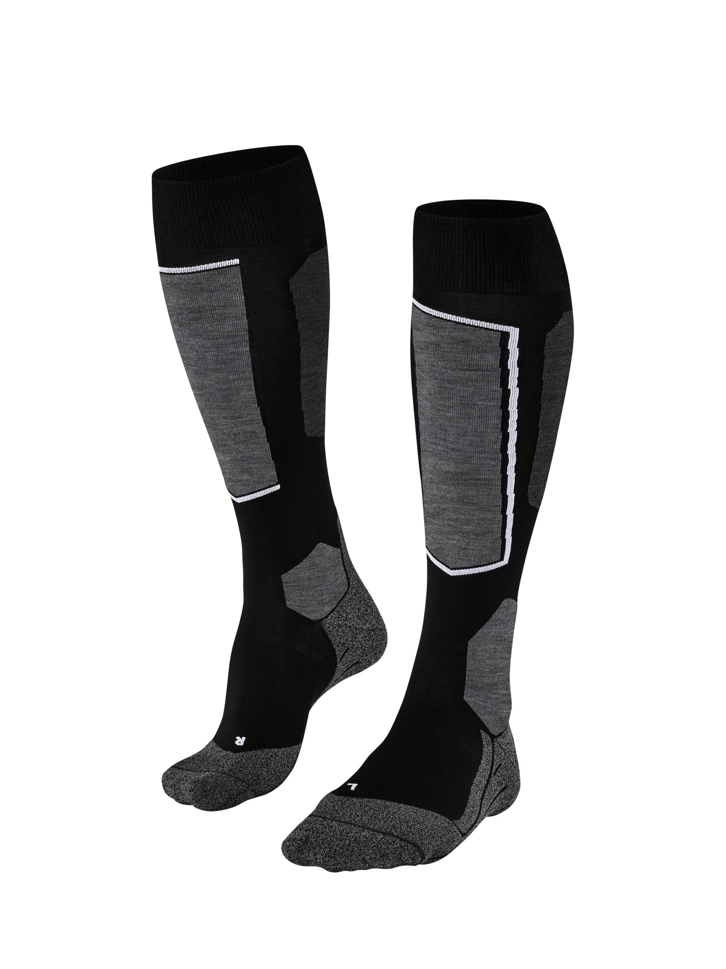 FALKE Athletic Socks 'SK6 Pro' in Black: front