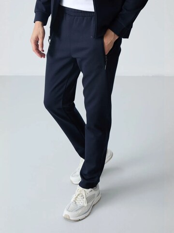Survêtements Tommy Life en bleu