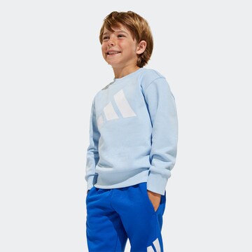 ADIDAS SPORTSWEAR Strój treningowy 'Essentials' w kolorze niebieski