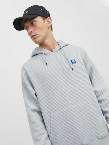 JACK & JONES Sweatshirt i grå