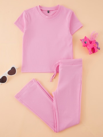 Trendyol Set in Roze: voorkant