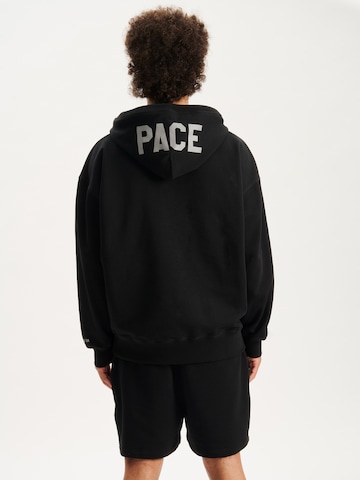Pacemaker Sweatshirt 'Pace' in Schwarz