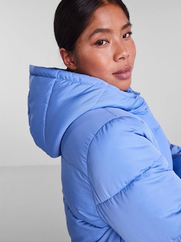 PIECES Winter Coat 'Bee' in Blue