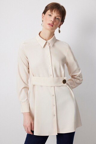 Touche Prive Blouse in Beige: voorkant