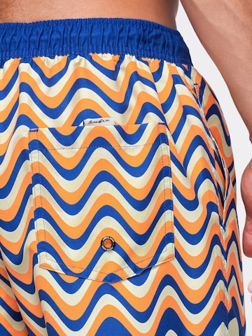 regular Pantaloni sportivi di Ombre in arancione