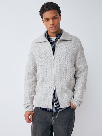 Next Вязаная кофта в Серый: спереди