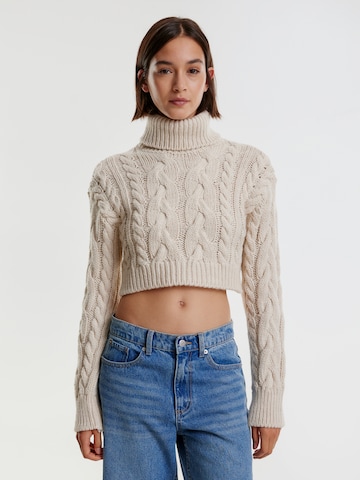 EDITED Sweater 'Xandra' in Beige: front