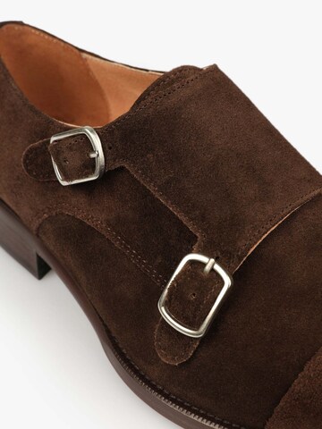Scalpers Classic Flats in Brown