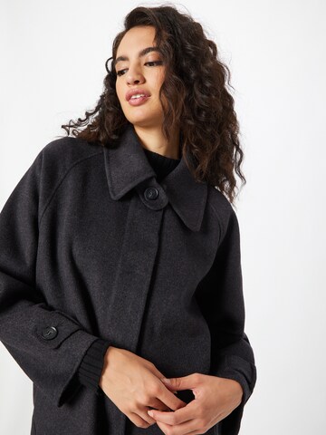 AMERICAN VINTAGE Between-seasons coat 'DADOULOVE' in Grey