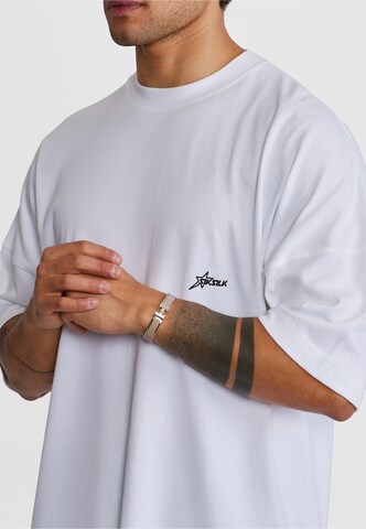 SikSilk - Camiseta en blanco