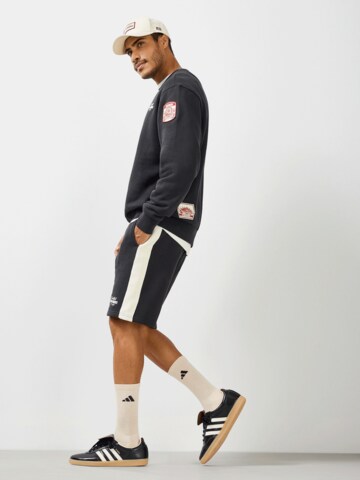 FC BAYERN MÜNCHEN Regular Pants in Black