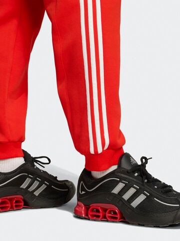 ADIDAS PERFORMANCE Tapered Sporthose 'FC Bayern UBP' in Rot