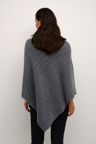 Cream Cape 'Umi' in Silver