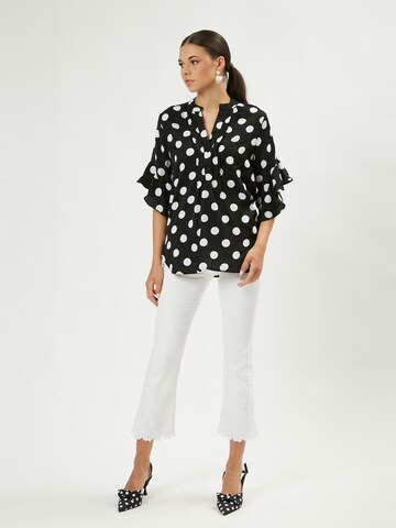 Influencer Blouse in Zwart