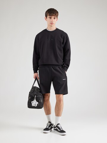 Felpa 'ESSENTIAL' di VANS in nero