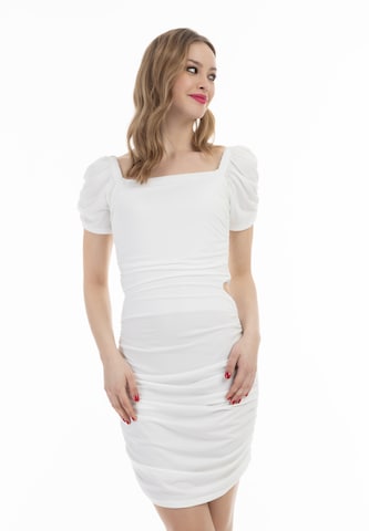 faina Dress in White: front