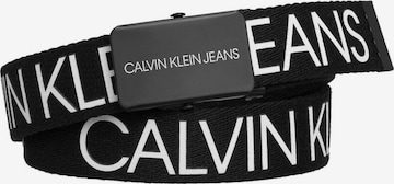 Ceinture Calvin Klein Jeans en noir : devant