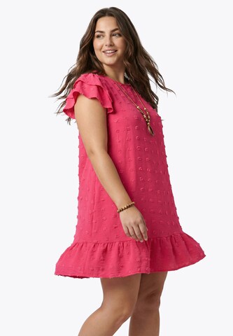 joella Dress in Pink: front