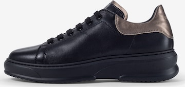 Van Laack Sneaker 'Valena' in Black: front
