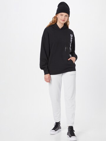 Calvin Klein Jeans Sweatshirt in Schwarz