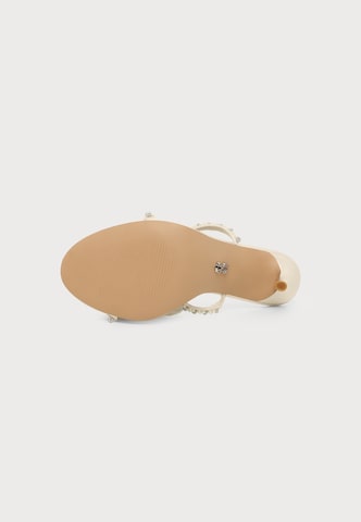 Saboți 'Bethani' de la STEVE MADDEN pe bej
