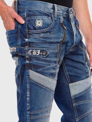 Coupe slim Jean CIPO & BAXX en bleu
