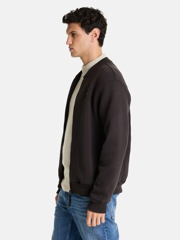 CHASIN' Jacke 'Nash' in Braun