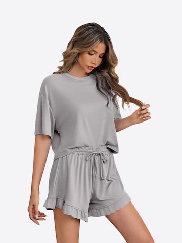 Pantaloni scurți de la Imily Bela pe gri: față