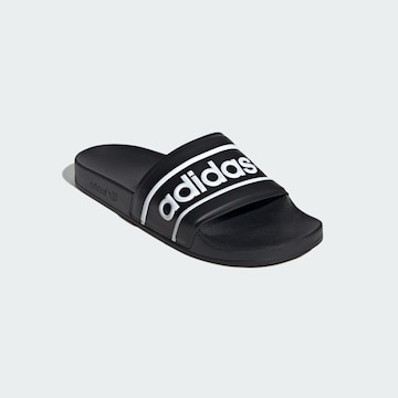 ADIDAS ORIGINALS Strand-/badsko 'Adilette' i svart