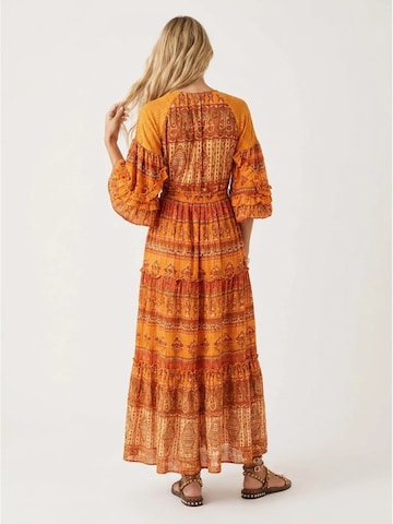 Miss June - Vestido em laranja