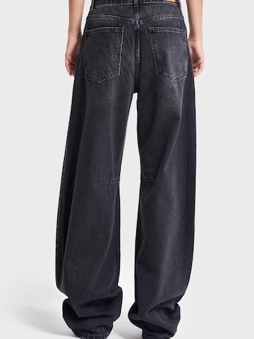 IT'S BASIC Baggy Jeans 'LUNA' in Black