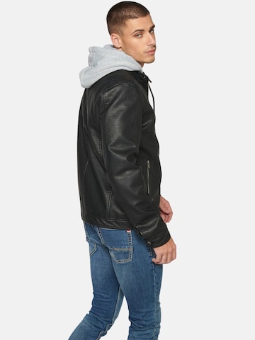 KOROSHI Between-Season Jacket in Black