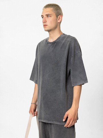 VAMOS CLO Shirt in Black