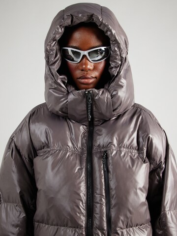Veste outdoor ADIDAS BY STELLA MCCARTNEY en marron