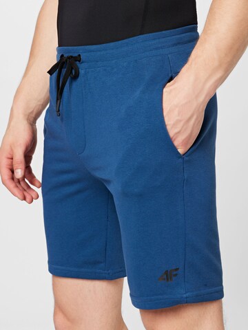 Regular Pantalon de sport 4F en bleu