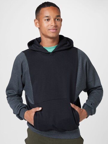 Sweat-shirt Urban Classics en noir : devant