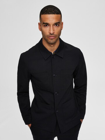 Coupe regular Veste mi-saison SELECTED HOMME en noir