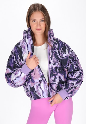 myMo ATHLSR Winterjas 'Athleisure' in Lila: voorkant